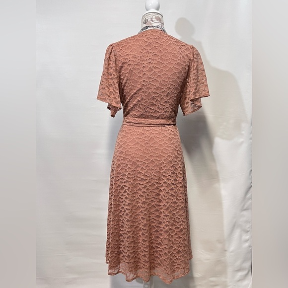 FRNCH Ecru lace flutter sleeve wrap dress size M. - Picture 7 of 14
